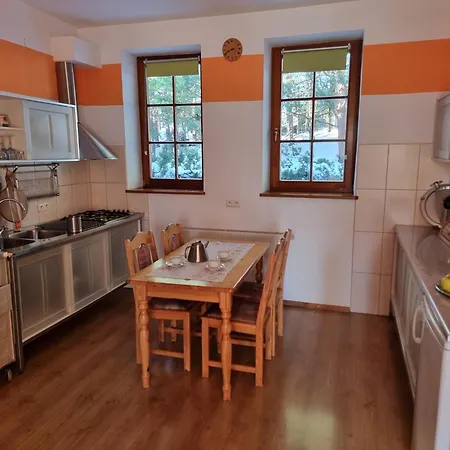 Maison d'hôtes Nad Jeziorem - Wlasny Kort Tenisowy, Basen, Bezposrednio Przy Velo Czorsztyn Kluszkowce